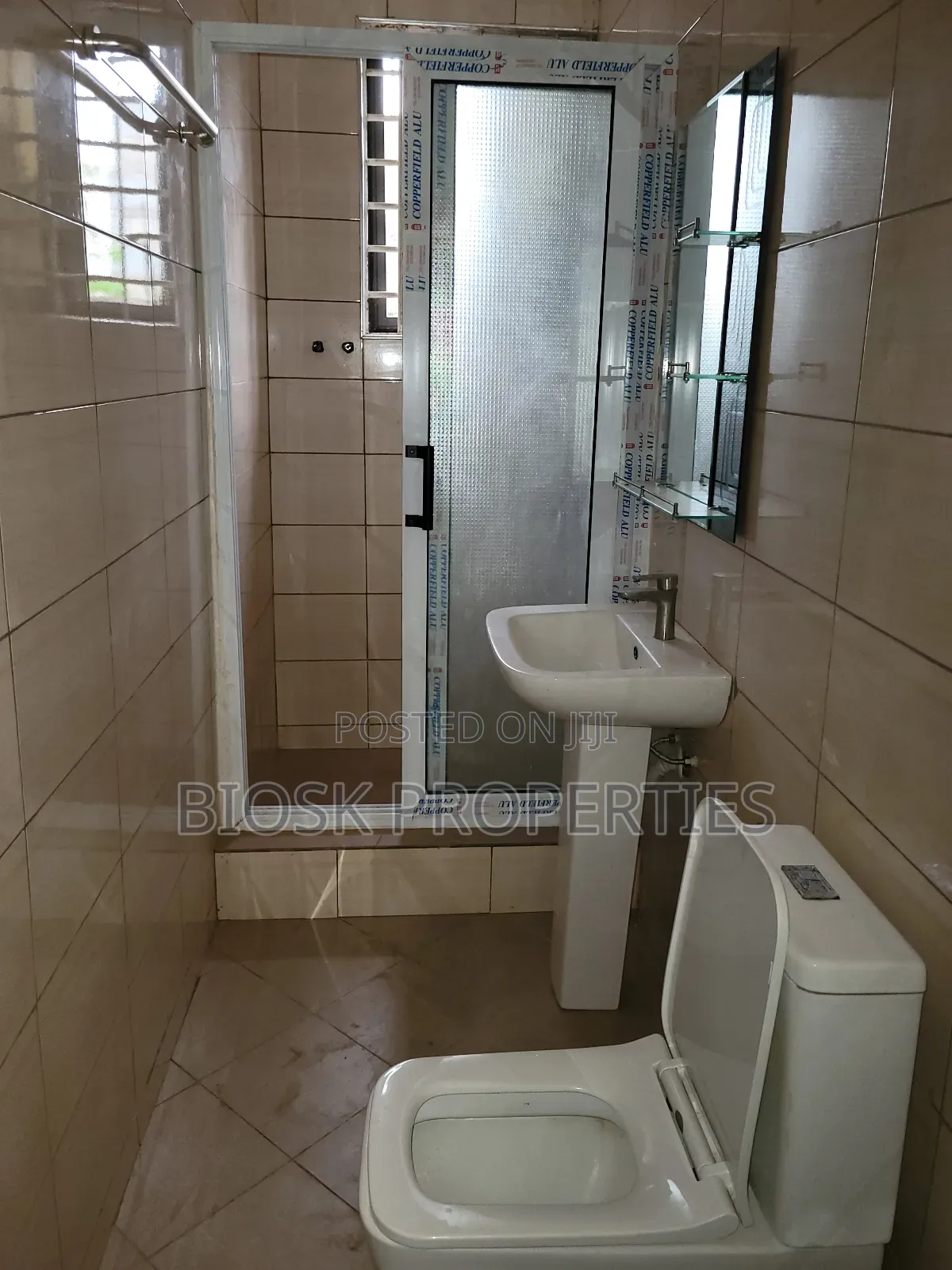 2bdrm Apartment in Biosk Properties, Malejor for rent