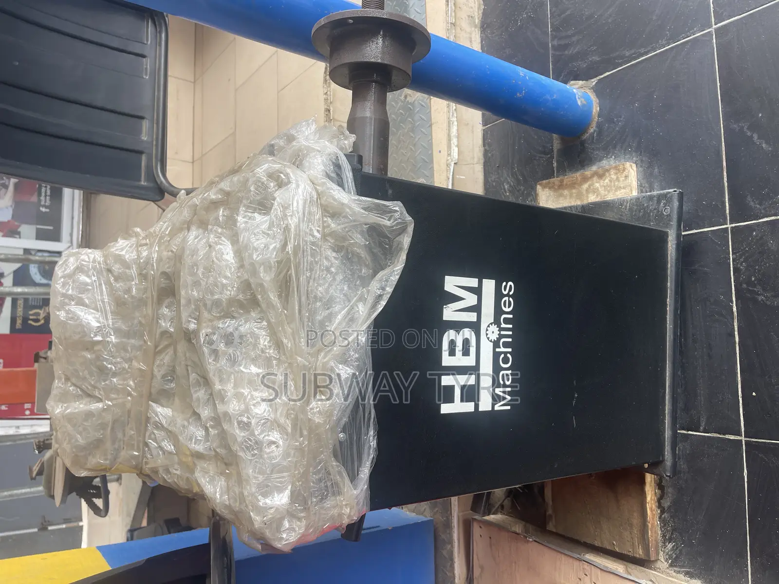 Car Lifter Two Post Tyre Changer