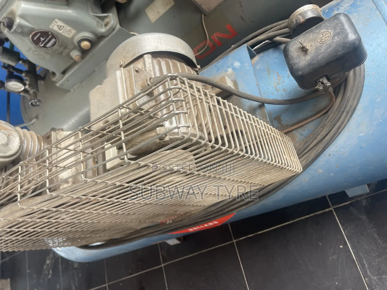 Car Lifter Two Post Tyre Changer