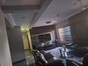 6bdrm House in Ashongman Estate for sale