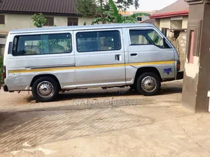 Nissan Caravan (Urvan) 1996