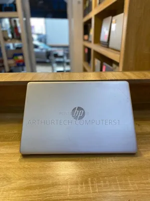 Laptop HP 15s 8GB AMD Ryzen 5 SSD 256GB
