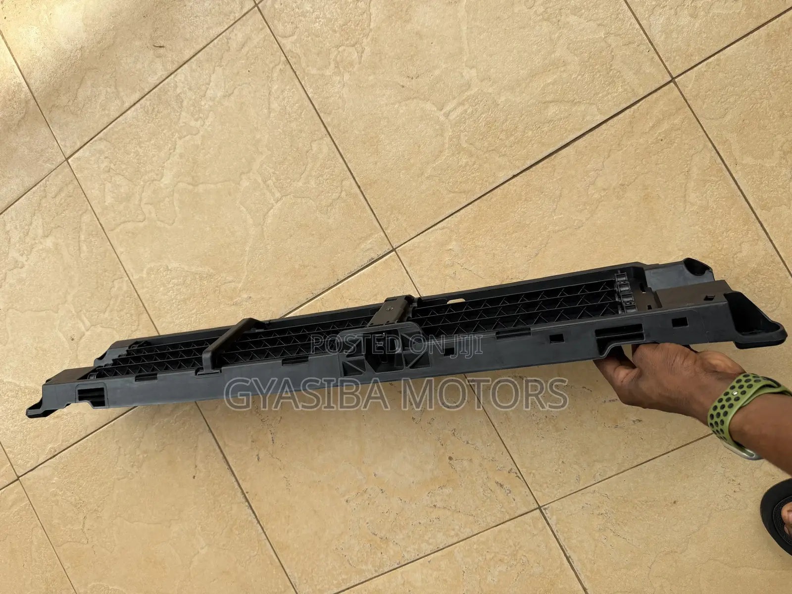 Crv 2023-2025 Shutter Grille With Motor