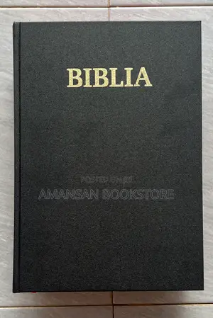Ewe Bible Giant Print (Pulpit Bible)