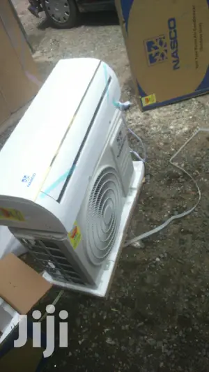 Nasco 1.5hp Slip Air Conditioner Golden Design