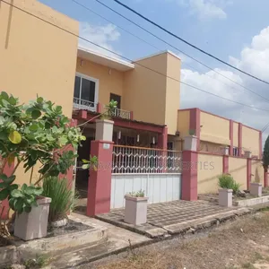 8bdrm House in Near Devtraco, Community 25 for sale