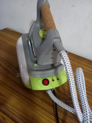 Termozeta 2000w Steam Iron Italy