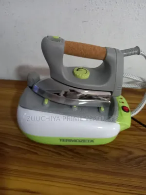 Termozeta 2000w Steam Iron Italy