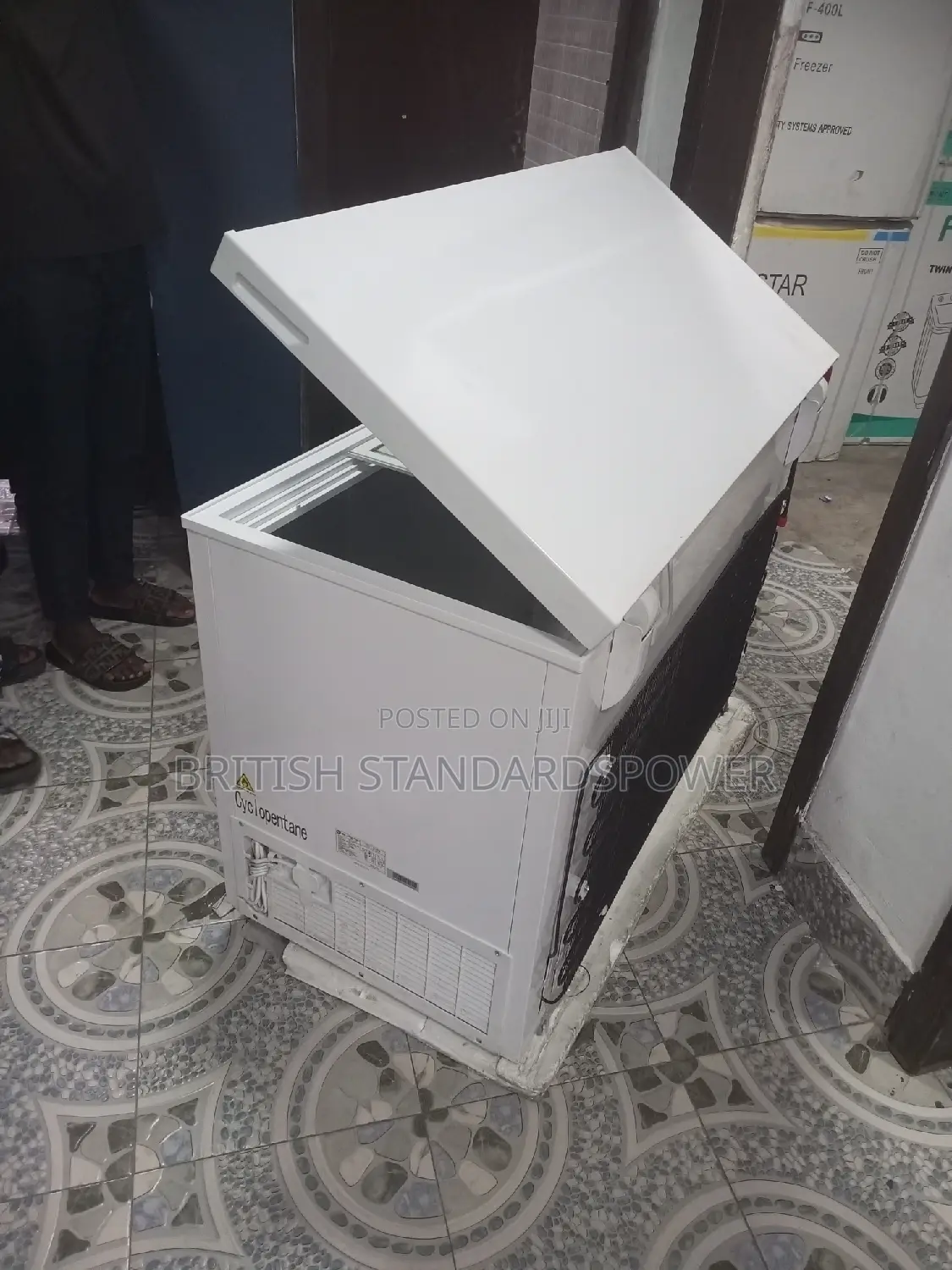 Flush H a 318l Chest Freezer Energetic Set