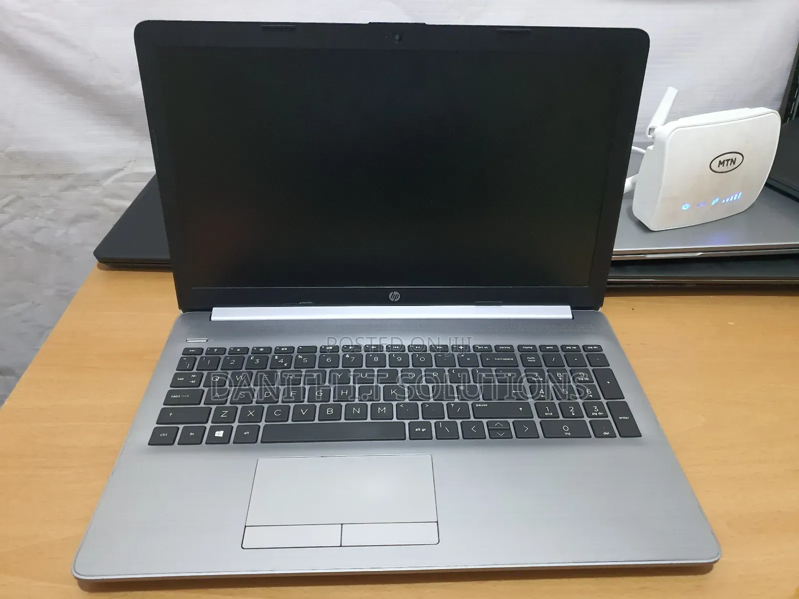 Laptop HP 255 G8 8GB AMD Ryzen 5 SSD 256GB