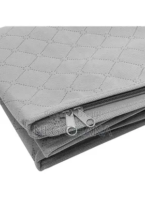 Foldable Quilt Storage Bag With Three Large Clothes. Tvx9441