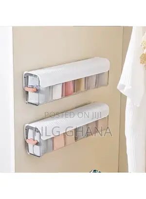 Wall Mounted Transparent Punch-Free Storage Box. Ghx4908