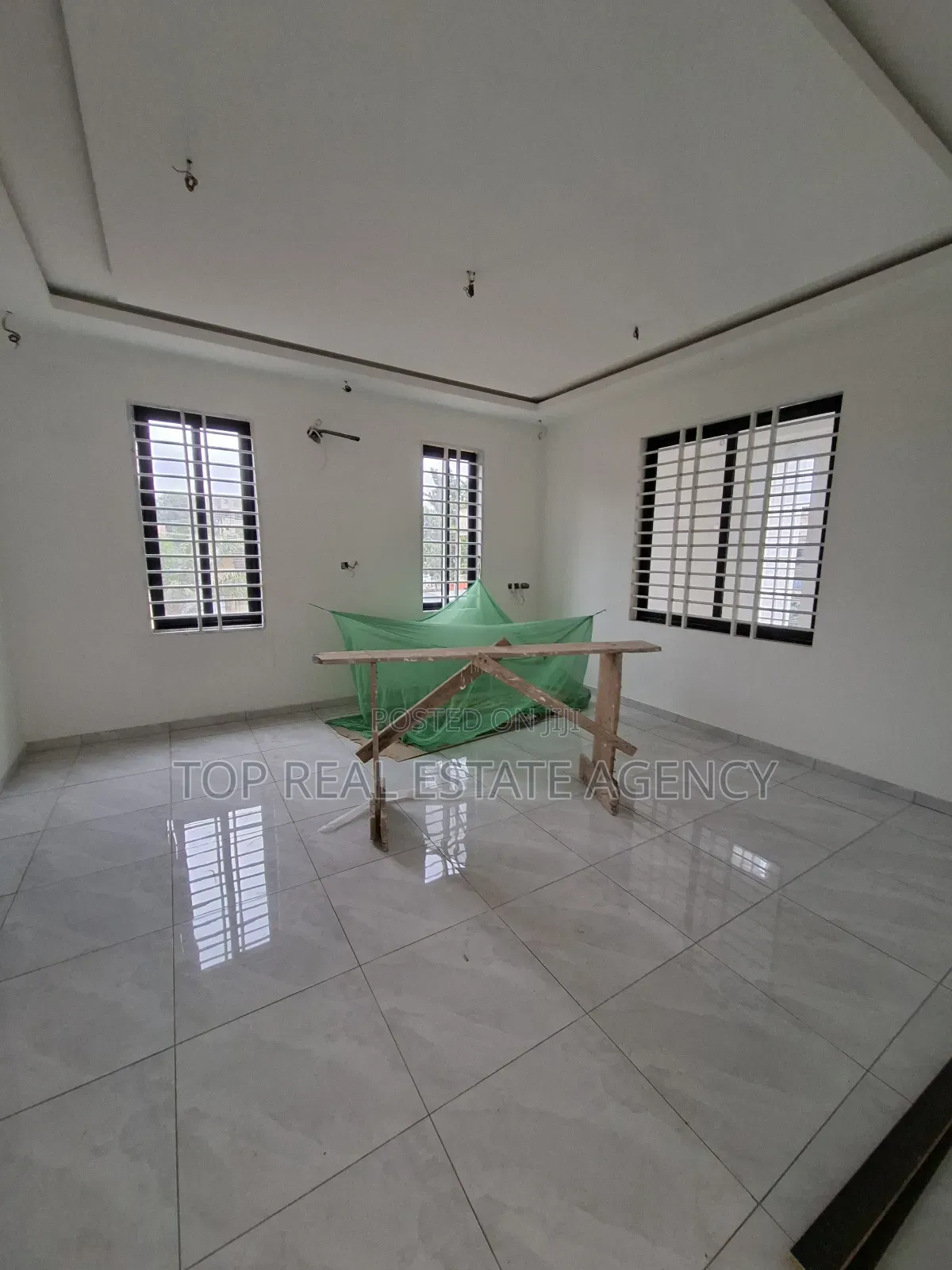 4bdrm Duplex in Adenta for sale