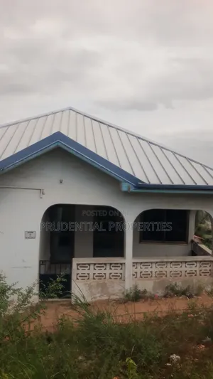3bdrm House in Gbawe for sale