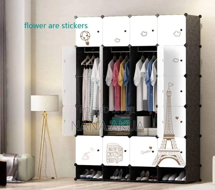20 Cube Plastic Wardrobe