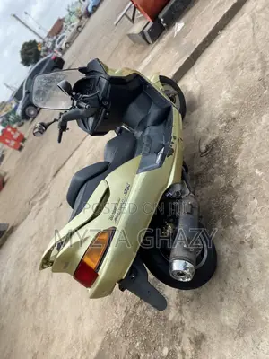 Yamaha Majesty 2009 Yellow