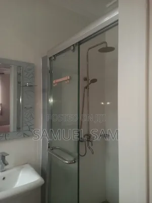 Furnished 4bdrm House in Community 10, Tema Metropolitan for rent