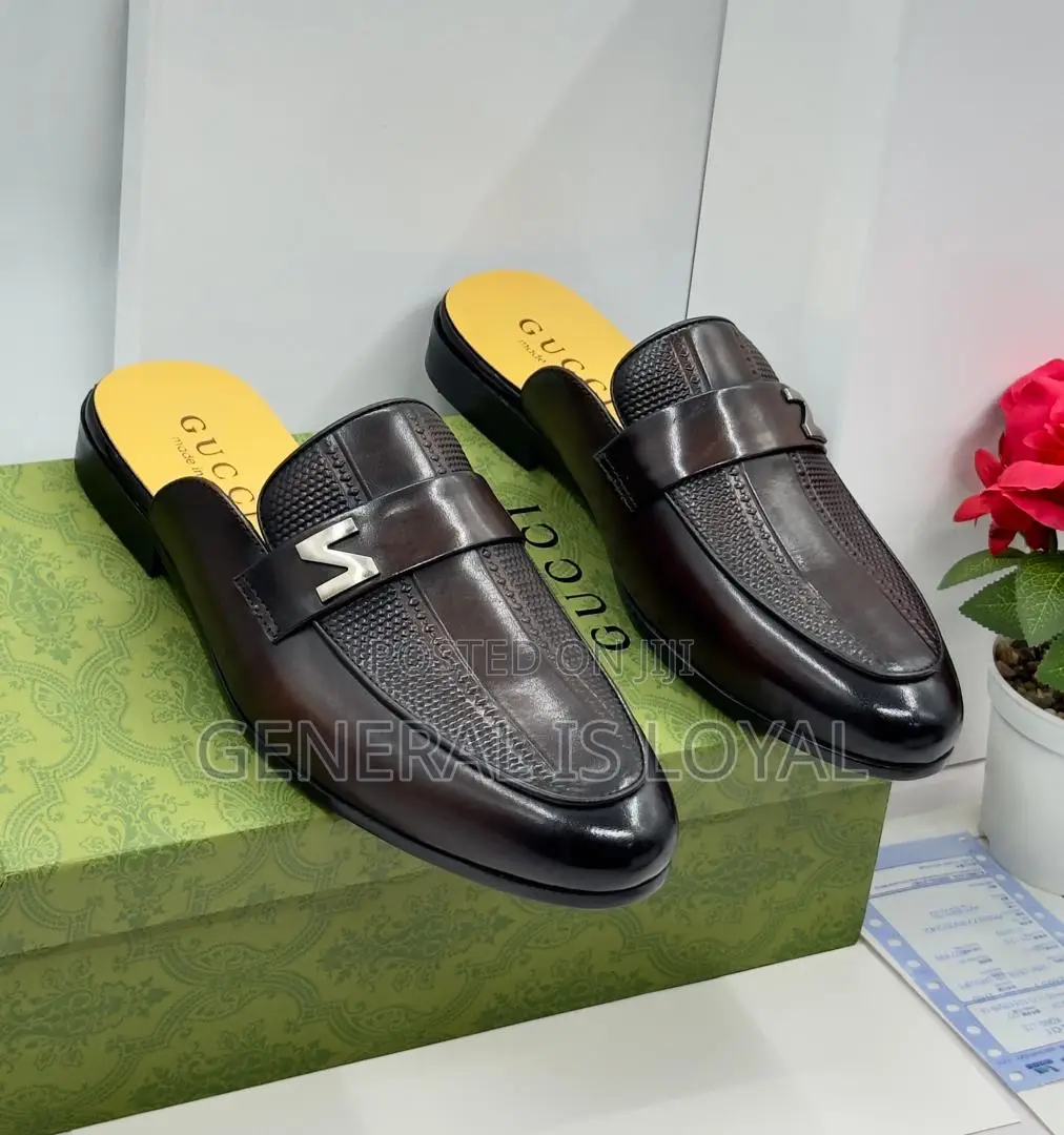 Gucci Men Halfshoe Coffee and Black