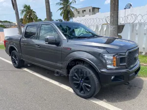 Ford F-150 Limited 4x4 SuperCrew Cab Styleside 5.5 ft. box 145 in. WB