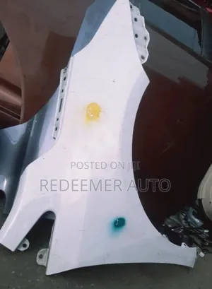 Toyota Avensis Fender 2015,2016,2017,2018,2019,2020