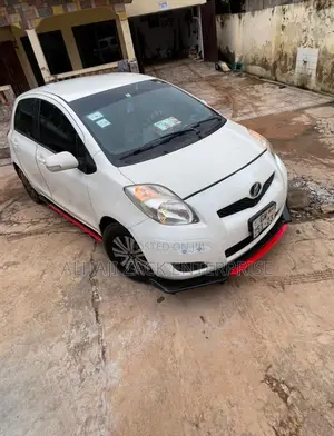 Toyota Vitz Bumper Lip and Running Board