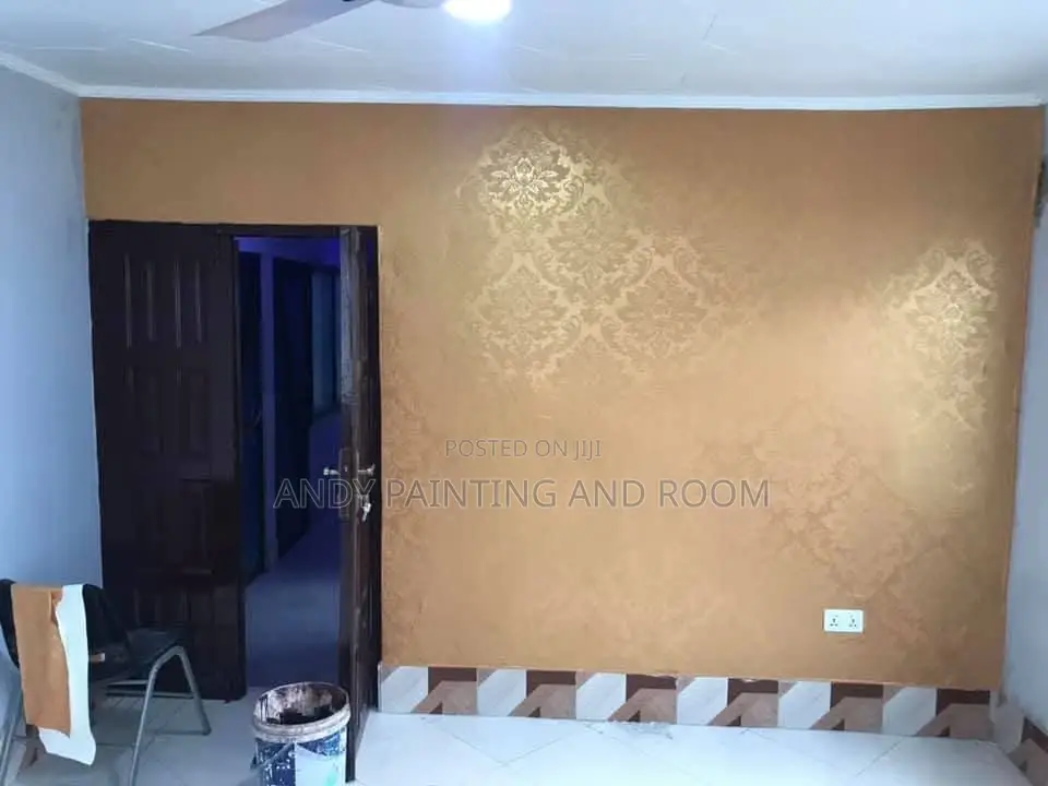 Hub of Wallpaper Installation