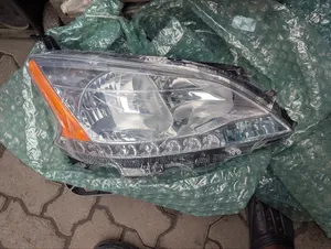 Nissan Sentra 2013,2014,2015 Headlight / Light