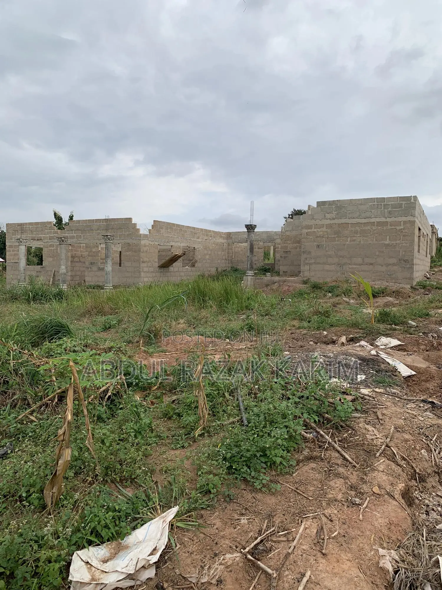 6bdrm Apartment in Techiman Municipal for sale