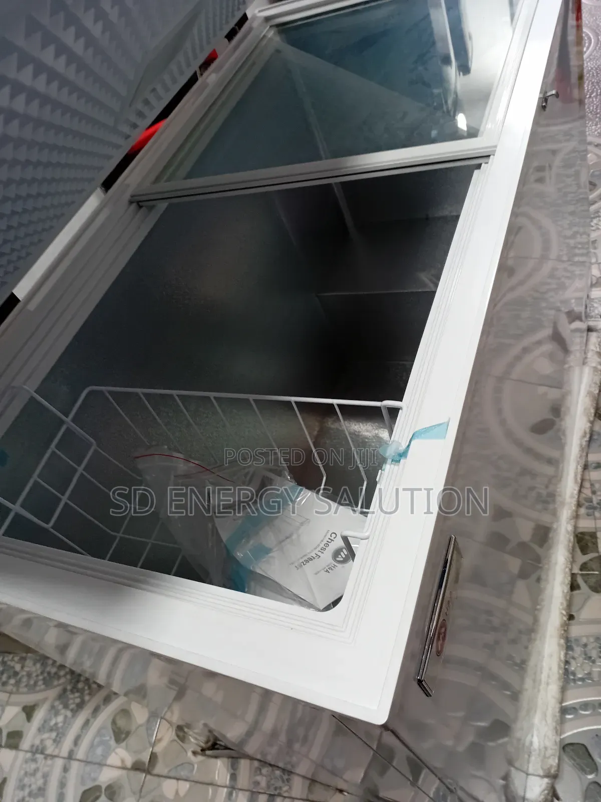 Incredible H a Chest Freezer 318 Litres H a Chest Freezer