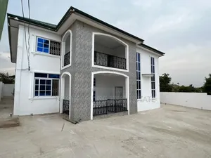 6bdrm Duplex in First Digital Real, Kasoa for sale