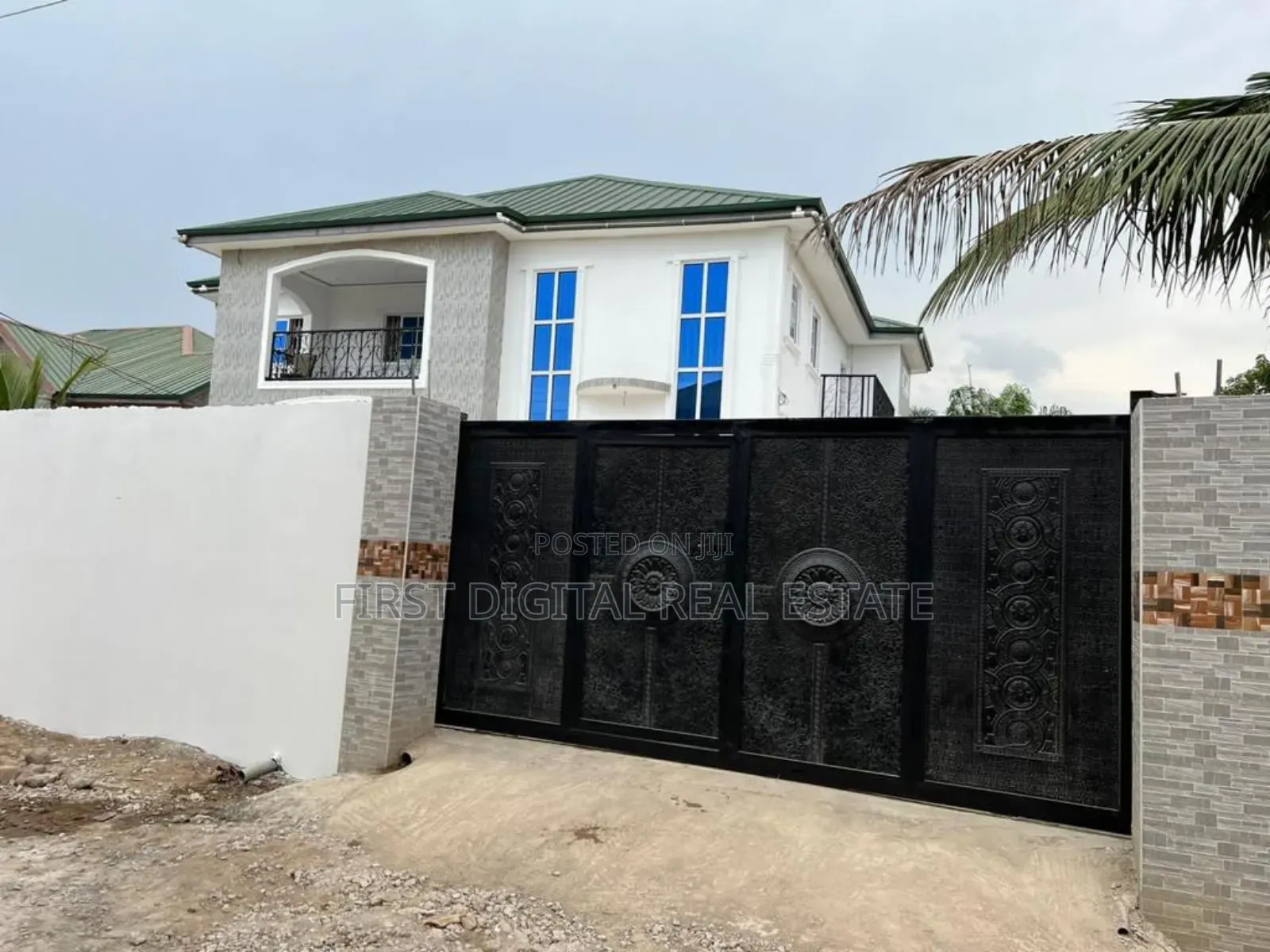 6bdrm Duplex in First Digital Real, Kasoa for sale