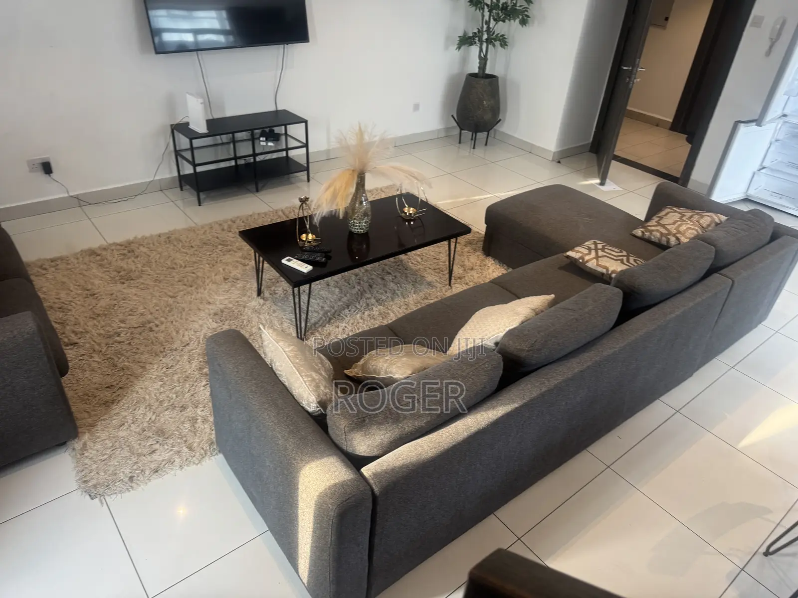 Furnished 2bdrm Apartment in Embassy Gardens, Cantonments for sale