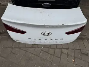 2019-2020 Hyundai Elantra Trunk Lid