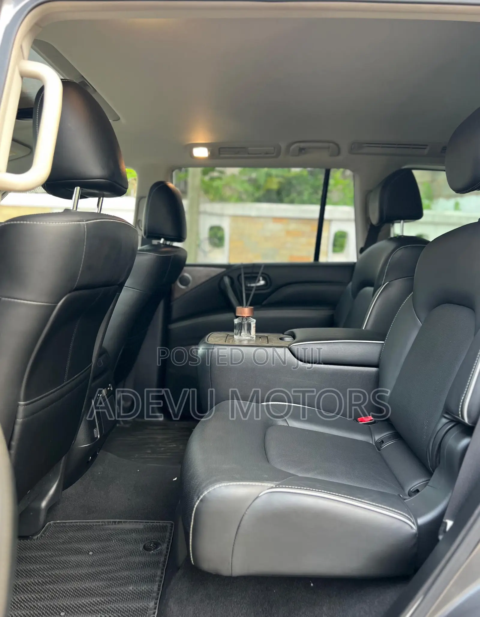 Infiniti QX80 PREMIUM SELECT 2021 Black