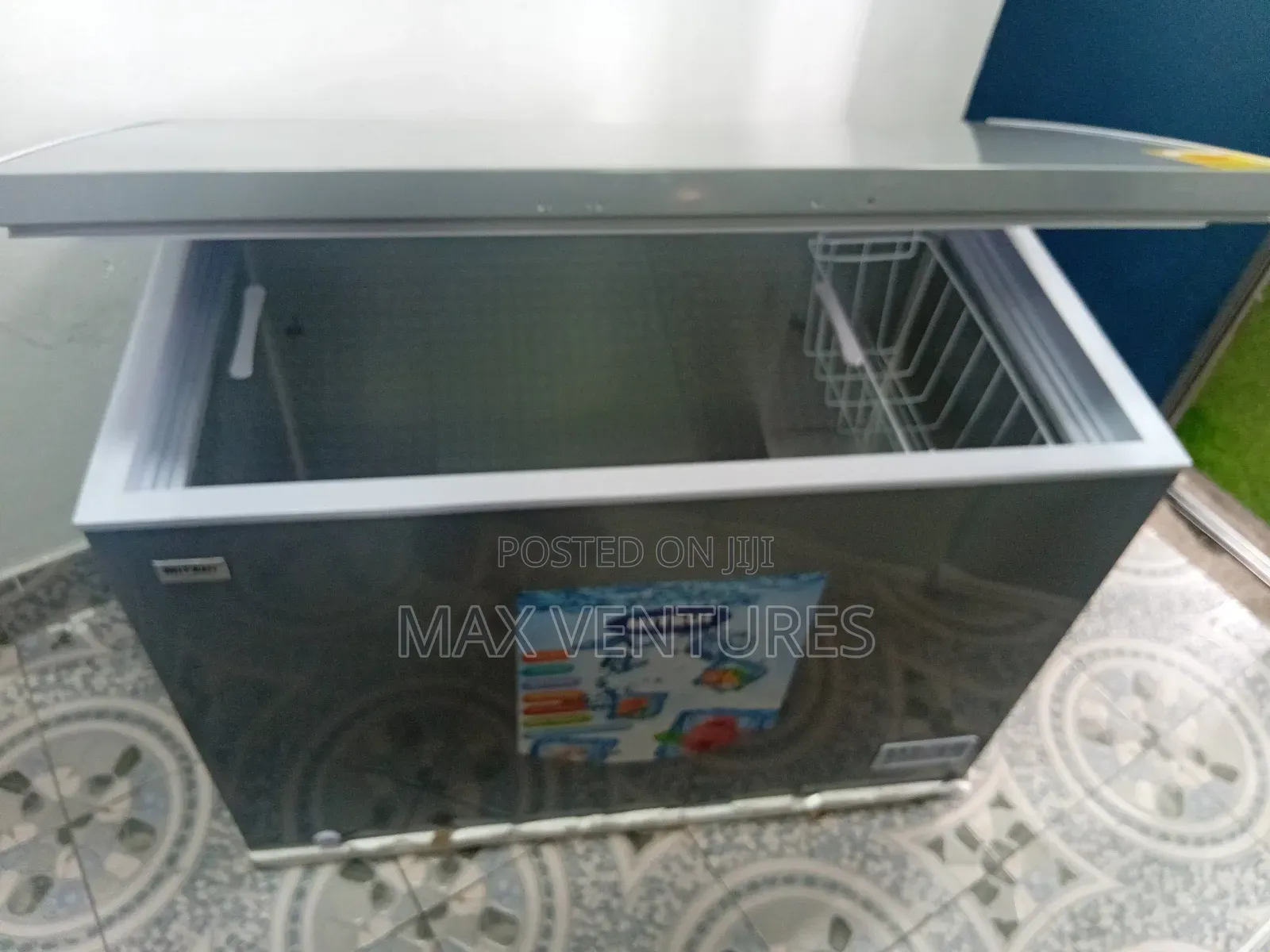 Don't Miss Out Mitsui Chest Freezer 282l Energy System Set