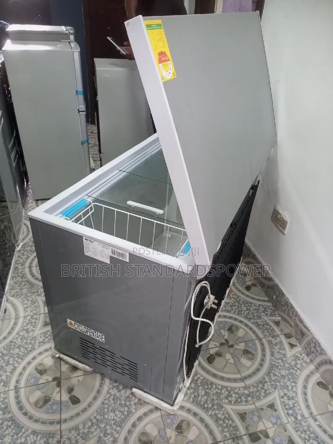 Discover Mitsui Chest Freezer 282liters Energetic System Set