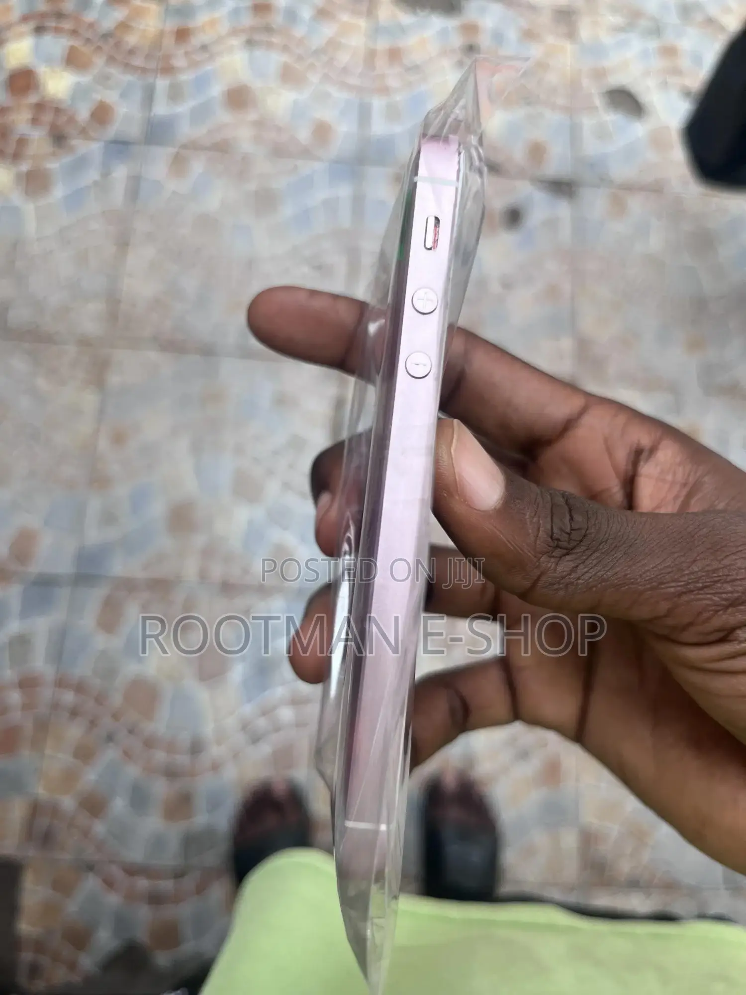 New Apple iPhone SE 64 GB White