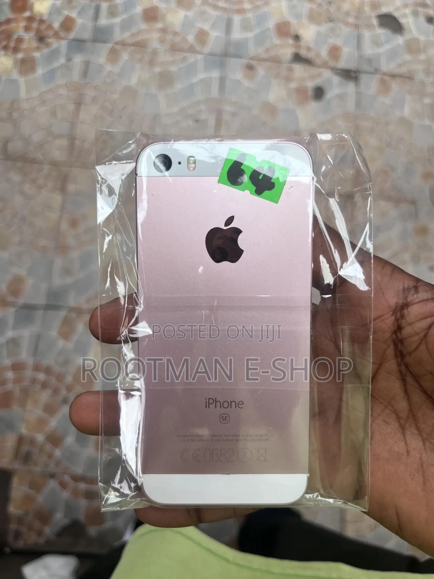 New Apple iPhone SE 64 GB White