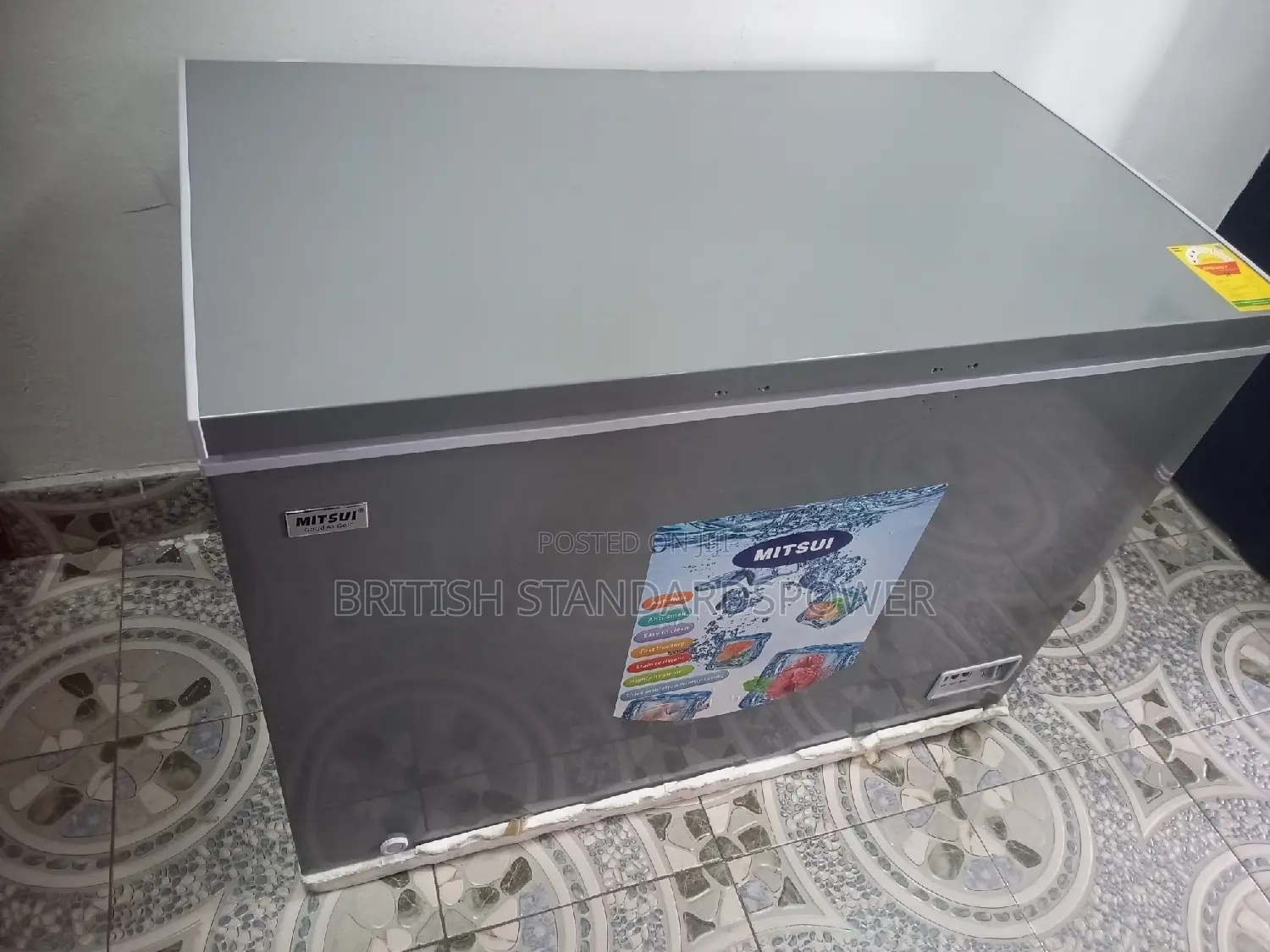 Vital Mitsui Chest Freezer 282liters Freezer Set