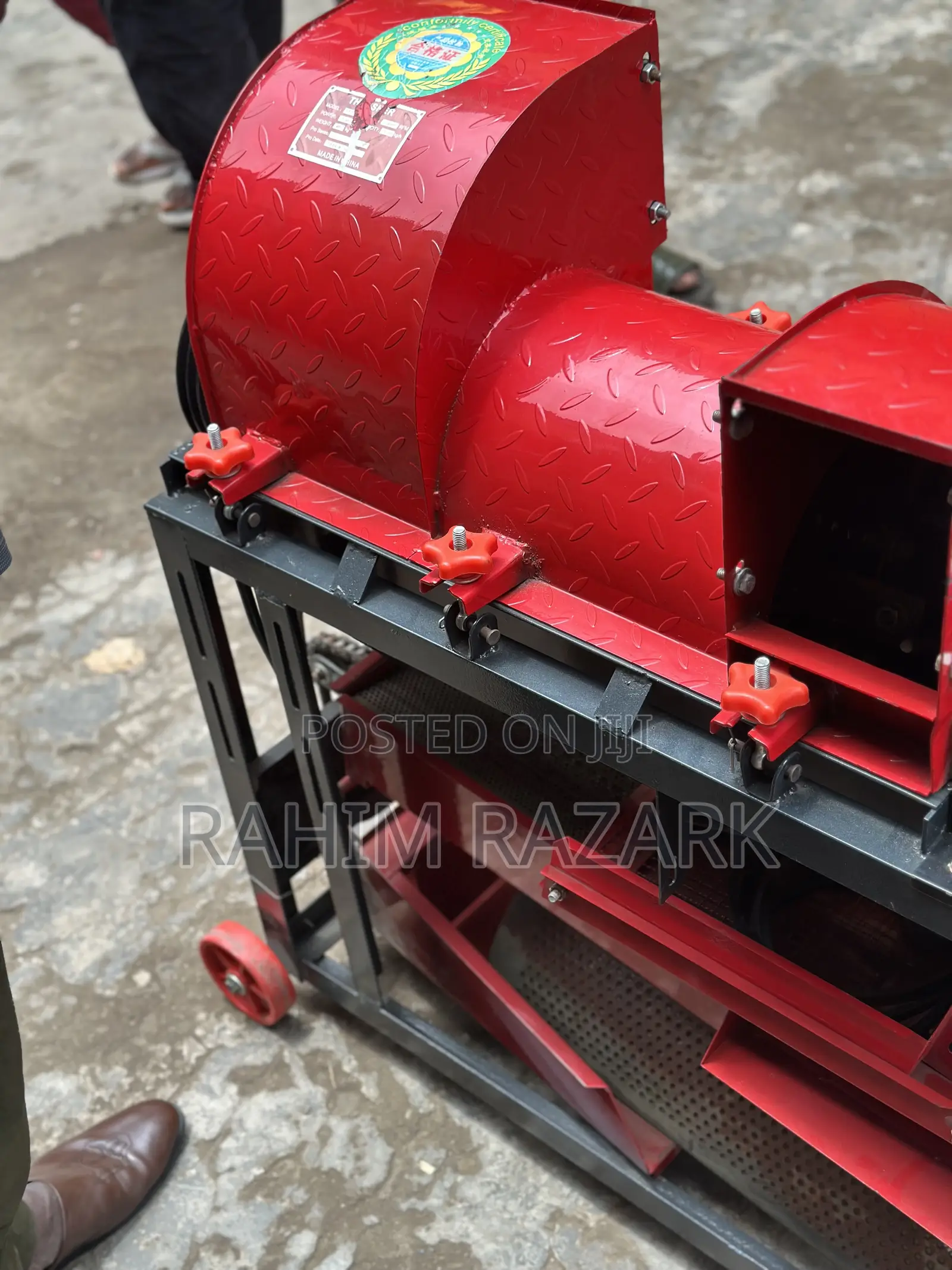 Rice Thresher