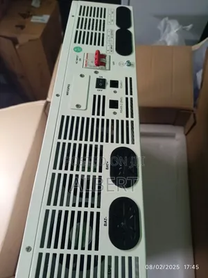 12.3kw Hybrid Inverter