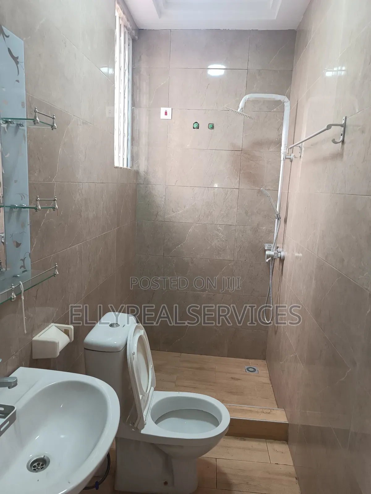 1bdrm Apartment in Elly Real Estate, Adenta for rent