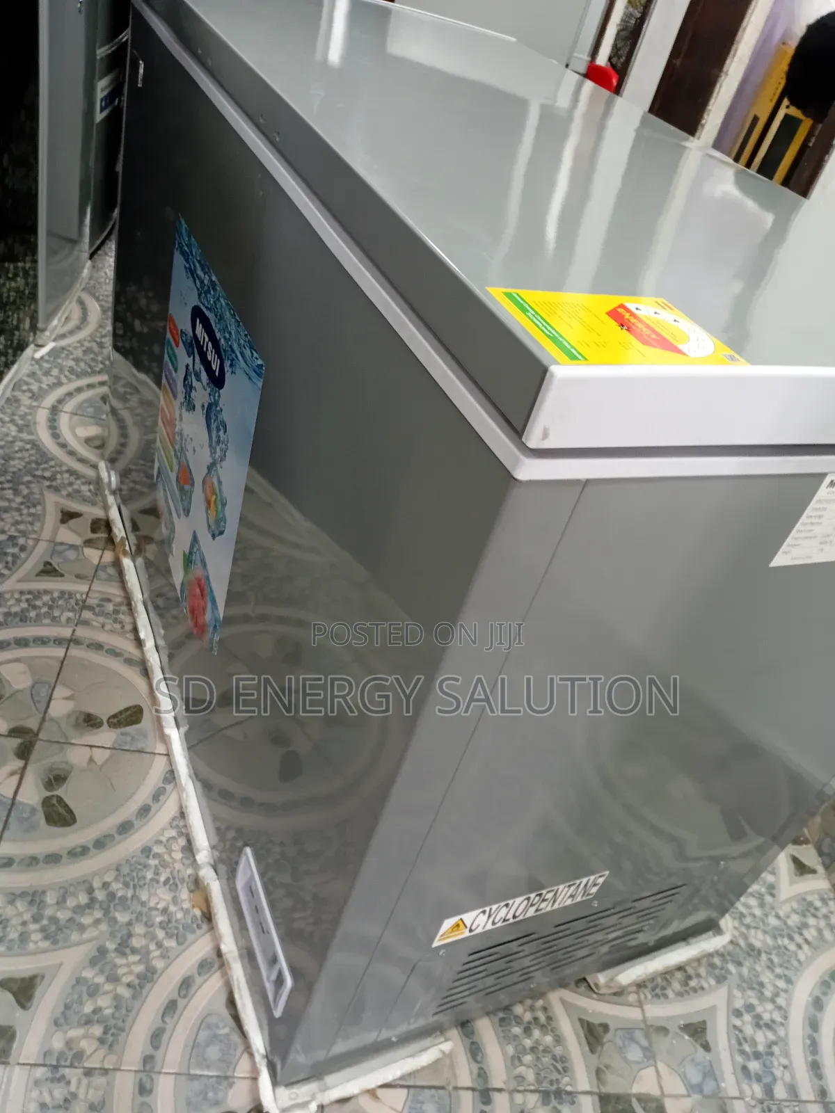 Gleeful Mitsul Chest Freezer Model Me-352b Freezer