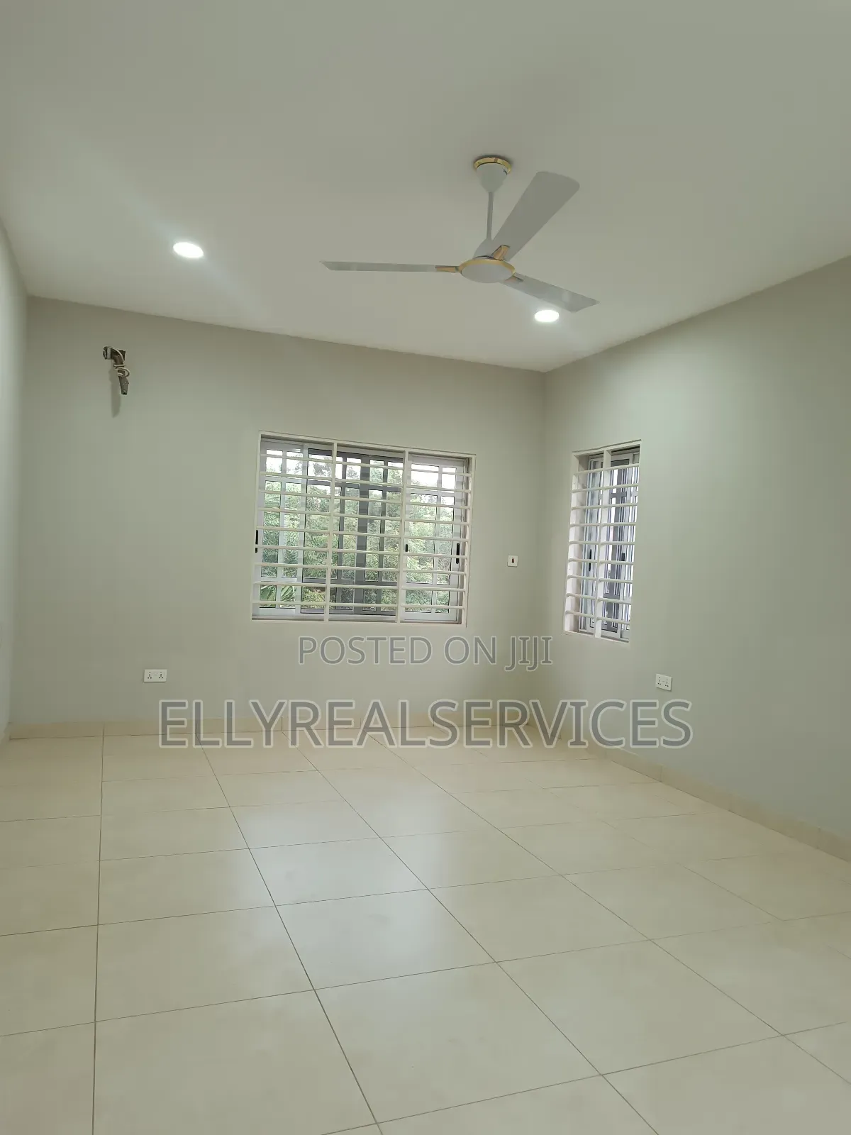 4bdrm House in Ellyrealservices, Adenta for rent