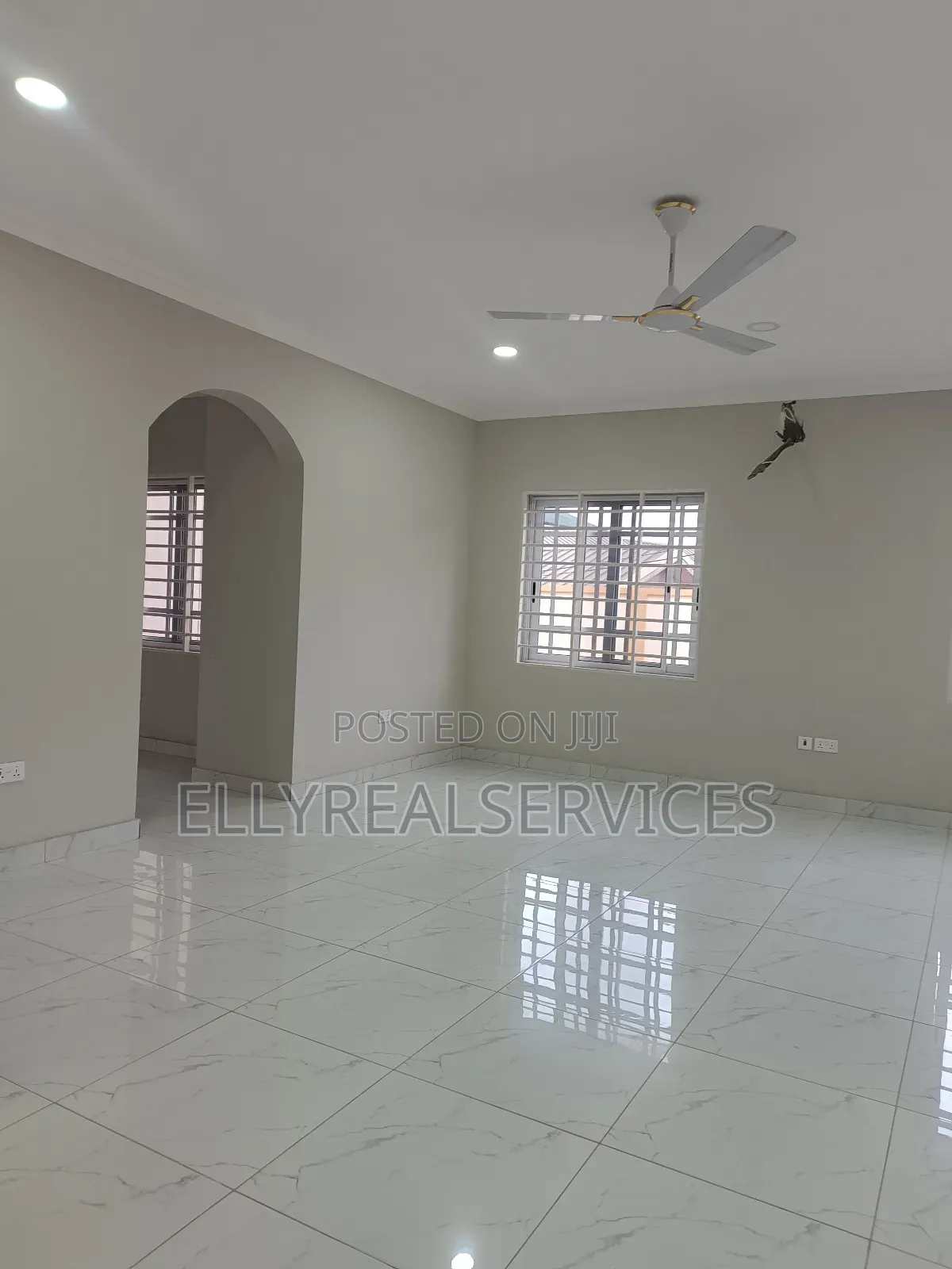 4bdrm House in Ellyrealservices, Adenta for rent