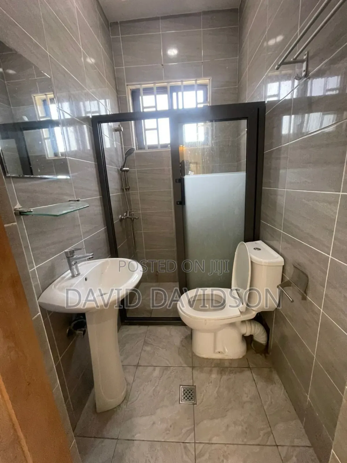 2bdrm Apartment in 2 Bedroom Apartment, Tema Metropolitan for rent