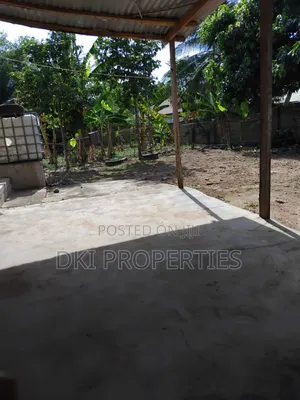 2bdrm House in Dki Properties, Adenta for sale
