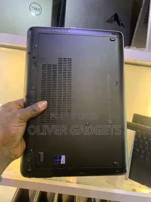 Laptop HP EliteBook 840 G2 16GB Intel Core I7 SSD 256GB