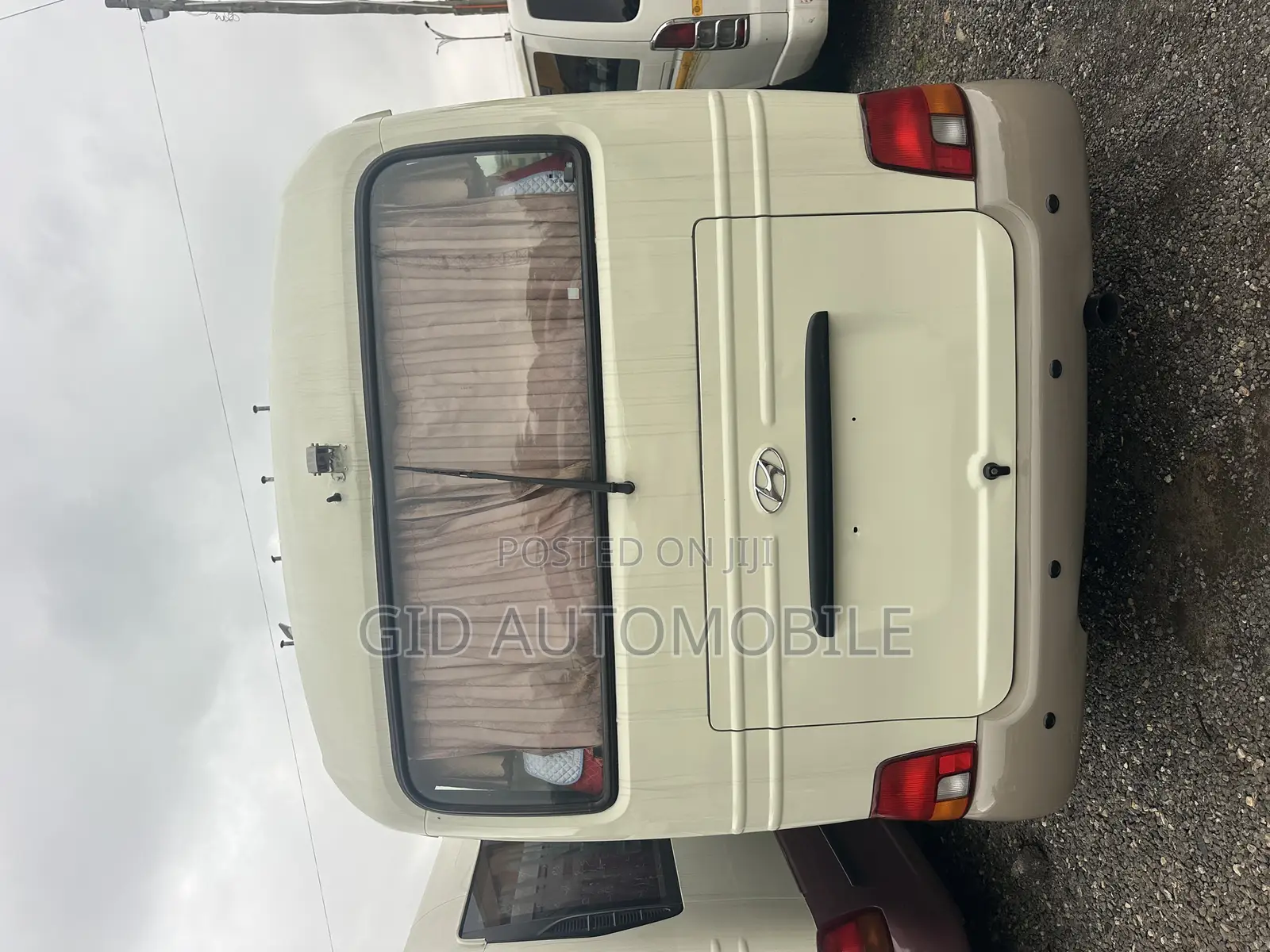 Hyundai County 2013 Grey