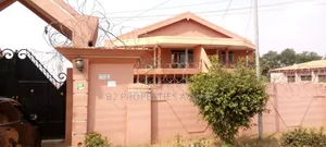 6bdrm Mansion in B2 Properties Agency, Kumasi Metropolitan for sale